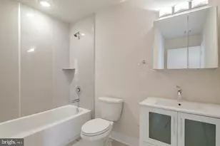 1430 South St, Philadelphia, PA 19146 - Photo 6