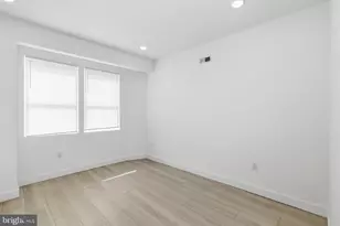 1007 W Orleans St, Philadelphia, PA 19133 - Photo 12