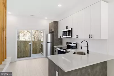 1007 W Orleans Street, Philadelphia, PA 19133 - Photo 2