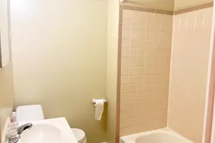 2624 Gerritt St, Philadelphia, PA 19146 - Photo 8