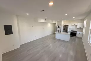 1621 N 33rd St, Philadelphia, PA 19121 - Photo 4