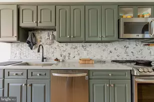 1320 Castle Ave, Philadelphia, PA 19148 - Photo 14