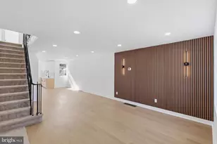 2244 E Washington Ln, Philadelphia, PA 19138 - Photo 8