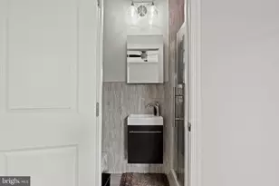 4928 Florence Ave, Philadelphia, PA 19143 - Photo 16