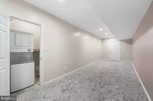 743 S 52nd St, Philadelphia, PA 19143 - Photo 36