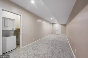 743 S 52nd St, Philadelphia, PA 19143 - Photo 28