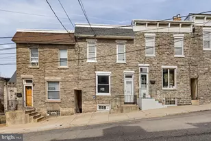 213 Dawson St, Philadelphia, PA 19128 - Photo 1