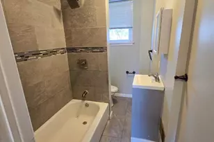 2821 Cantrell St, Philadelphia, PA 19145 - Photo 10