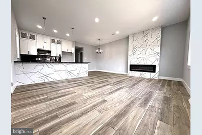 526 Wartman Street, Philadelphia, PA 19128 - Photo 4