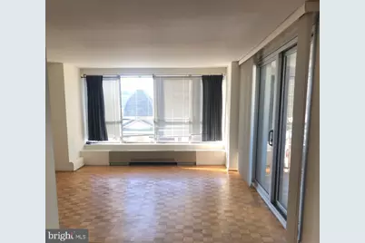224 W Rittenhouse Square #815A, Philadelphia, PA 19103 - Photo 2