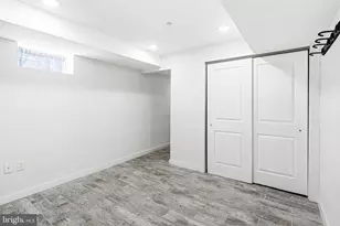 1940 S 6th St, Philadelphia, PA 19148 - Photo 32