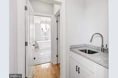 1940 S 6th Street, Philadelphia, PA 19148 - Photo 22