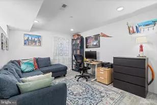 1940 S 6th St, Philadelphia, PA 19148 - Photo 28