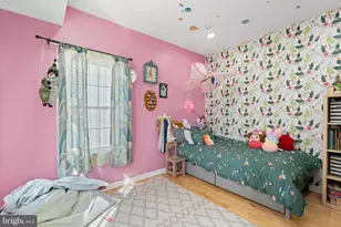 1940 S 6th St, Philadelphia, PA 19148 - Photo 12