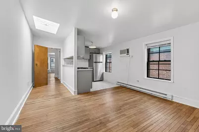 2105 Green Street #3R, Philadelphia, PA 19130 - Photo 4