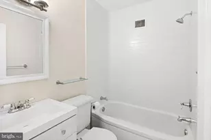 1115 Lombard St, Philadelphia, PA 19147 - Photo 26