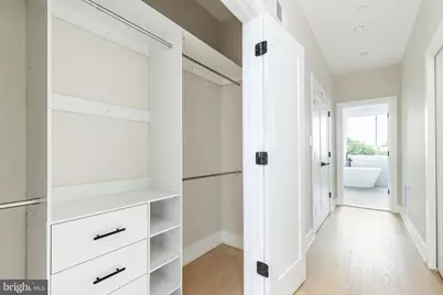 1511 S 15th Street, Philadelphia, PA 19146 - Photo 32