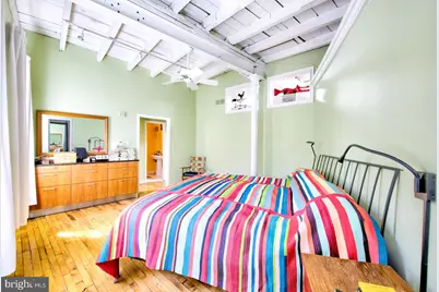 915 S 7th Street, Philadelphia, PA 19147 - Photo 12