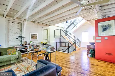 915 S 7th Street, Philadelphia, PA 19147 - Photo 2