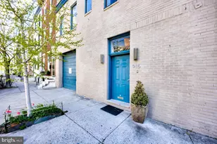 915 S 7th St, Philadelphia, PA 19147 - Photo 1