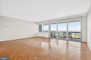 2401 Pennsylvania Ave, Philadelphia, PA 19130 - Photo 10