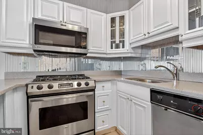 2401 Pennsylvania Avenue #18C43, Philadelphia, PA 19130 - Photo 14