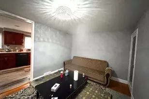 708 Selmer Rd, Philadelphia, PA 19116 - Photo 2