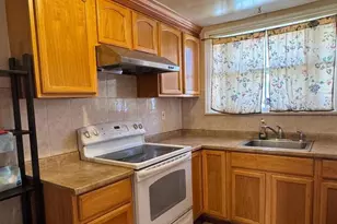 747 Landis St, Philadelphia, PA 19124 - Photo 6