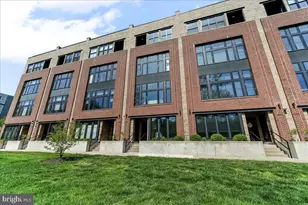 4584 Riverside Way, Philadelphia, PA 19127 - Photo 2