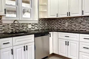 6028 Walker St, Philadelphia, PA 19135 - Photo 10