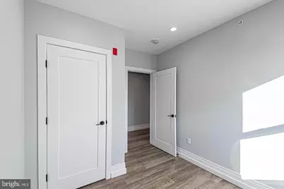 526 Brown Street #UNIT 306, Philadelphia, PA 19123 - Photo 18