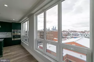 526 Brown St, Philadelphia, PA 19123 - Photo 4