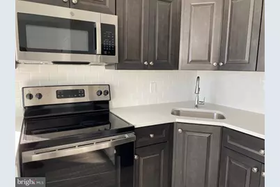 21 E Price Street #2B, Philadelphia, PA 19144 - Photo 4
