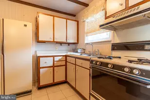 13032 Worthington Rd, Philadelphia, PA 19116 - Photo 22