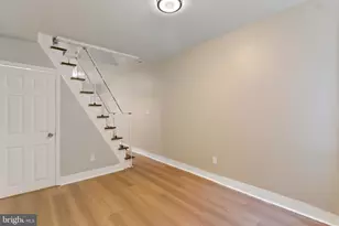 2530 Collins St, Philadelphia, PA 19125 - Photo 4