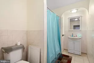 252 South St, Philadelphia, PA 19147 - Photo 6