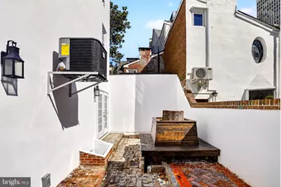 303 S American Street, Philadelphia, PA 19106 - Photo 6