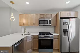 6154 Kingsessing Ave, Philadelphia, PA 19142 - Photo 10