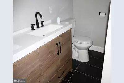 2212 Morris Street, Philadelphia, PA 19145 - Photo 16