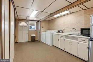 8931 Leonard St, Philadelphia, PA 19152 - Photo 34