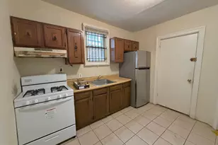 3203 Pearl St, Philadelphia, PA 19104 - Photo 4