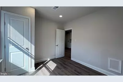 2001 Middleton Street, Philadelphia, PA 19138 - Photo 6