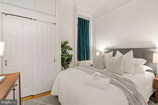 1109 Spruce St, Philadelphia, PA 19107 - Photo 12