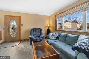 1842 Tomlinson Rd, Philadelphia, PA 19116 - Photo 4