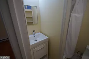 709 S 20th St, Philadelphia, PA 19146 - Photo 8