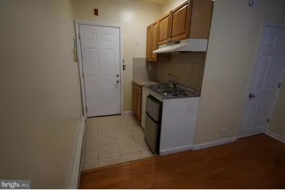 709 S 20th Street #2R, Philadelphia, PA 19146 - Photo 4