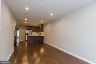 908 S 21st St, Philadelphia, PA 19146 - Photo 6