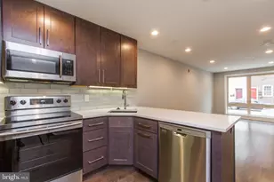 908 S 21st St, Philadelphia, PA 19146 - Photo 2