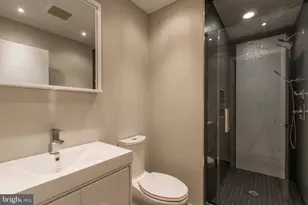 908 S 21st St, Philadelphia, PA 19146 - Photo 14