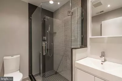 908 S 21st Street #A, Philadelphia, PA 19146 - Photo 16